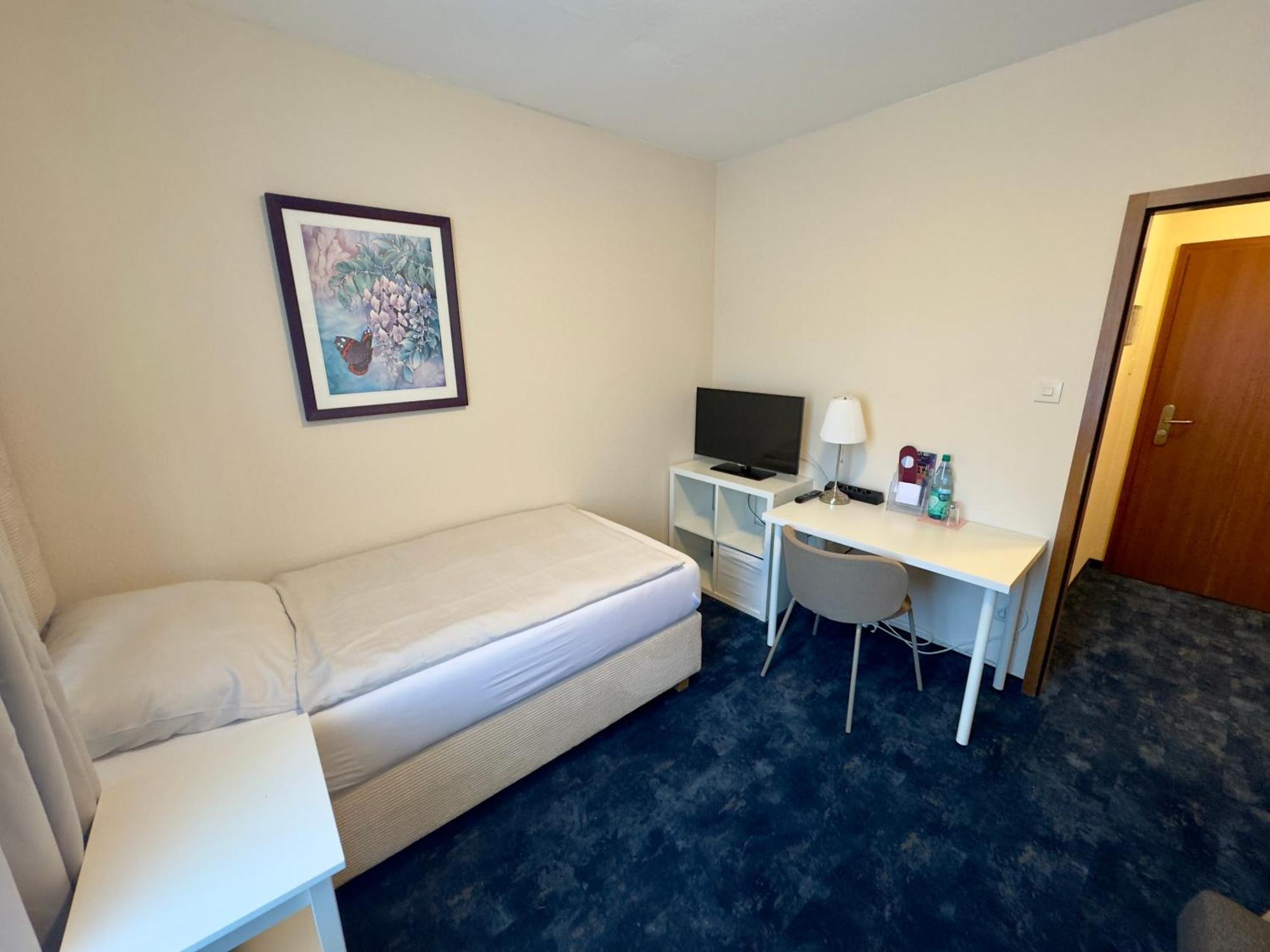 Hotel Zum Grafen Hallermunt Springe Extérieur photo