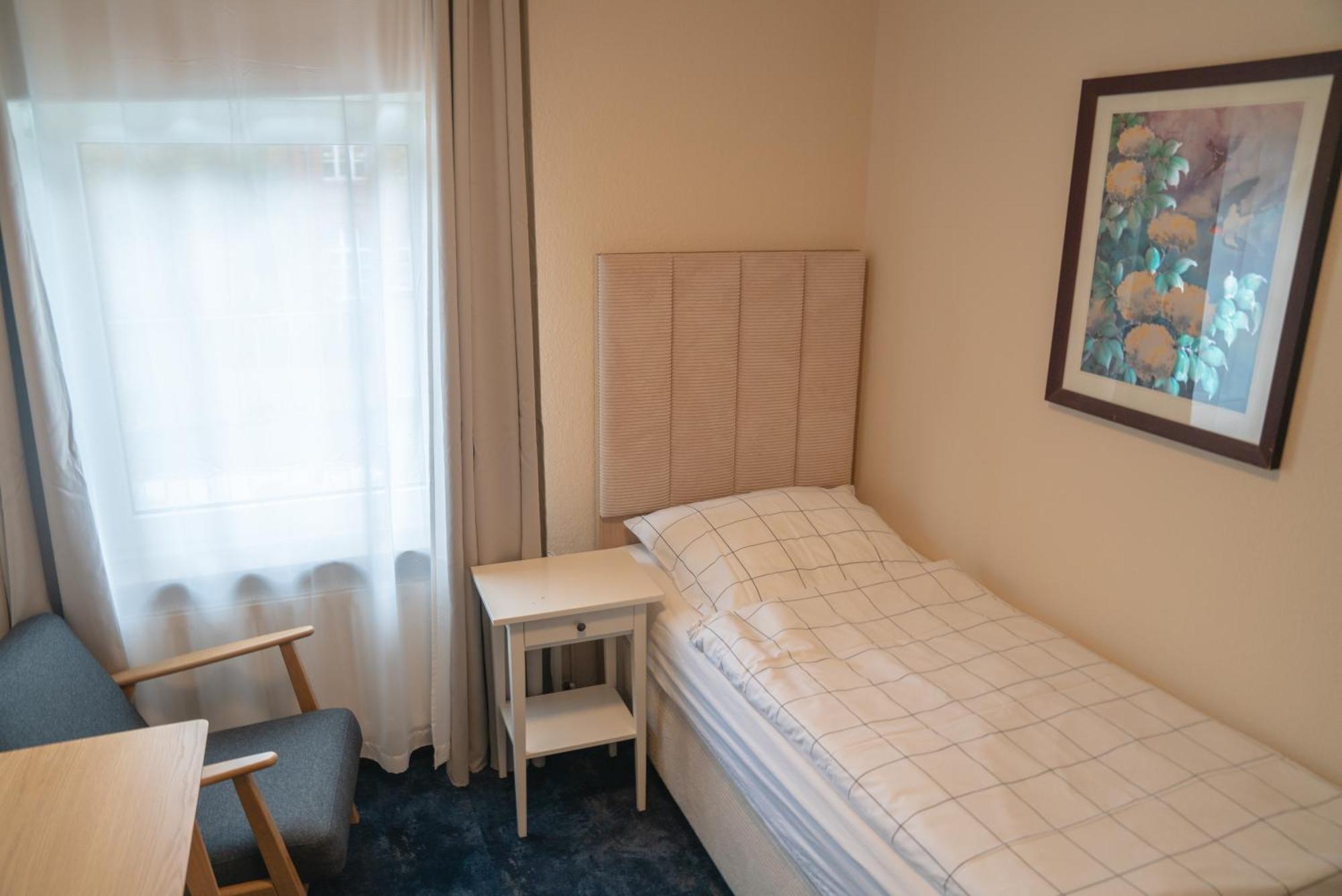 Hotel Zum Grafen Hallermunt Springe Extérieur photo
